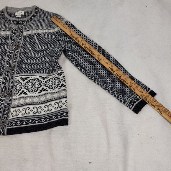 Cambridge Dry Goods Sweater Womens Size Small Wool RN 75343 Grandma Winter Cold - Picture 3 of 16